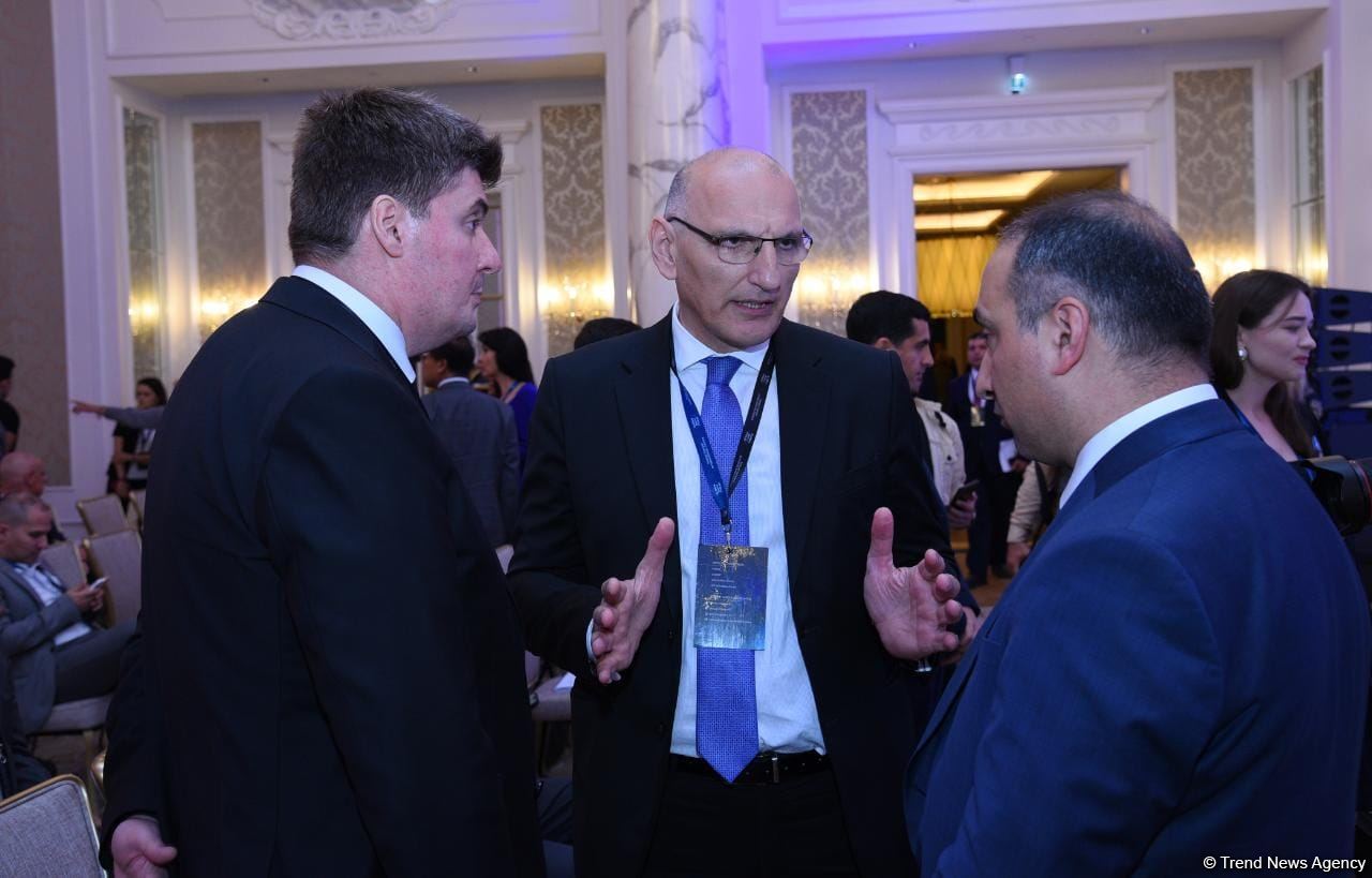 IX Qlobal Bakı Forumu çərçivəsində növbəti panel iclası keçirilib (FOTO)