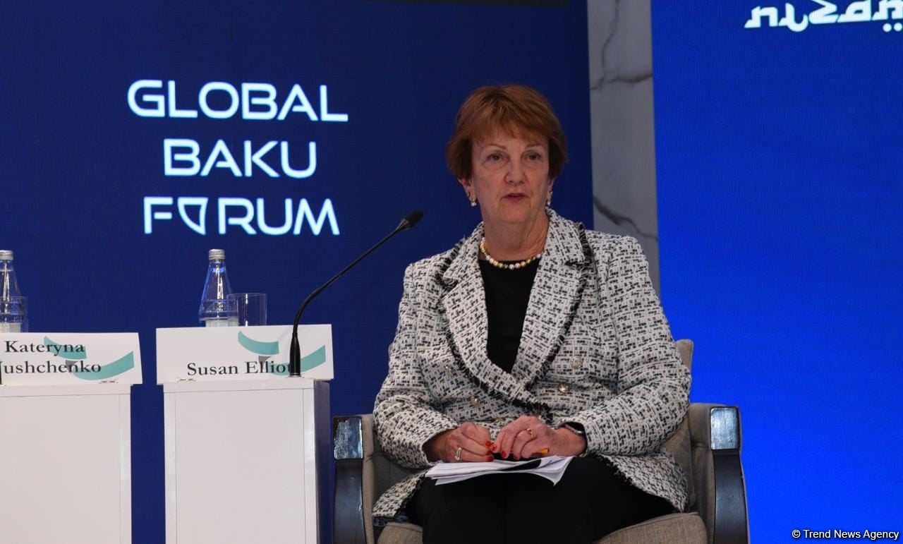 IX Qlobal Bakı Forumu çərçivəsində birinci panel iclası keçirilib (FOTO)