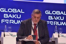 IX Qlobal Bakı Forumunda sülh və sabitlik mövzusunda panel iclası keçirilib (FOTO)