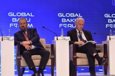 IX Qlobal Bakı Forumunda sülh və sabitlik mövzusunda panel iclası keçirilib (FOTO)