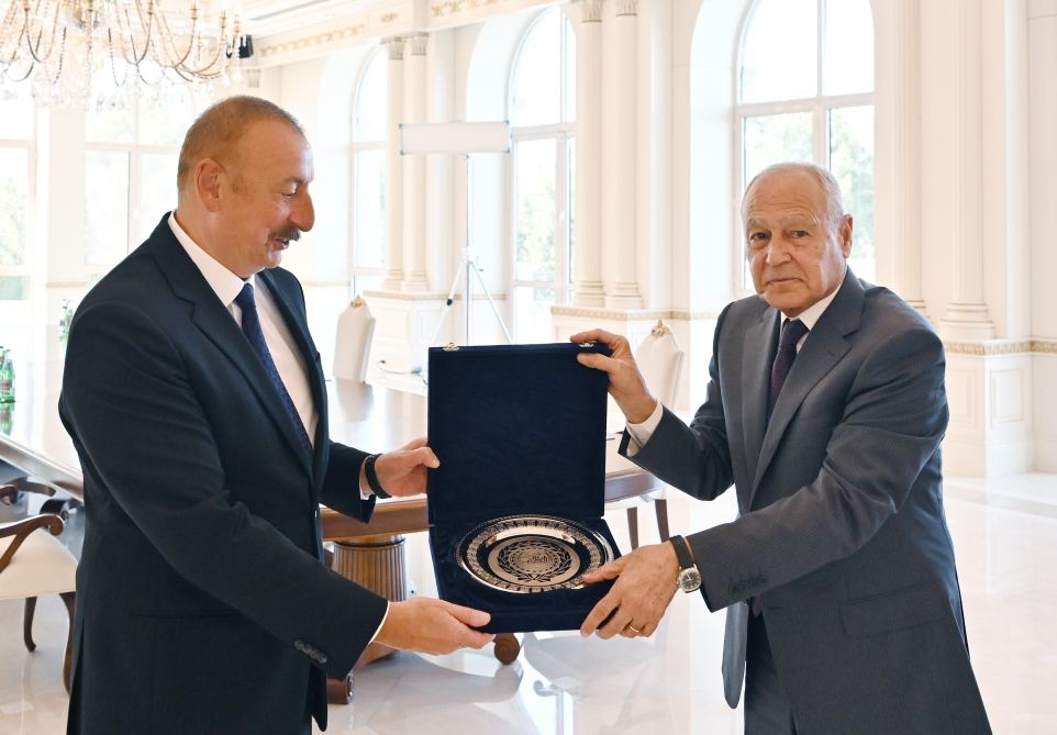 Prezident İlham Əliyev Ərəb Dövlətləri Liqasının Baş katibini qəbul edib (FOTO/VİDEO) (YENİLƏNİB)