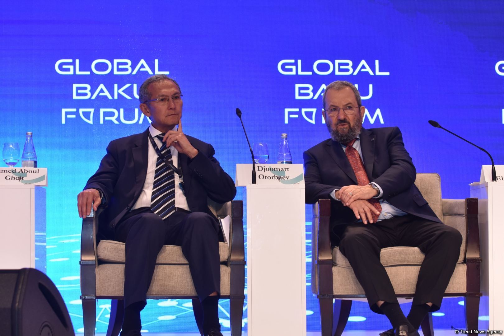IX Qlobal Bakı Forumunda sülh və sabitlik mövzusunda panel iclası keçirilib (FOTO)