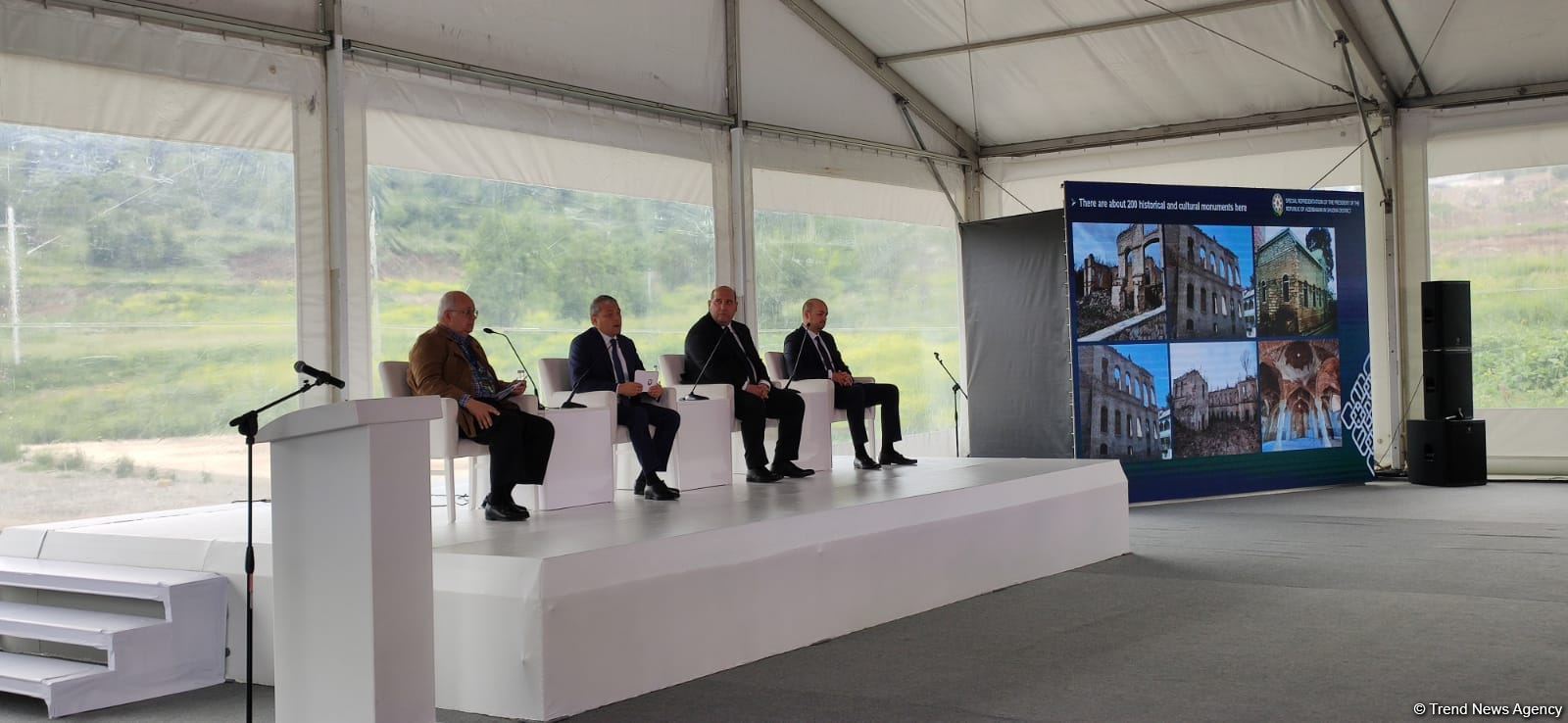 IX Qlobal Bakı Forumunun iştirakçıları Şuşada panel müzakirələr aparılıb (FOTO)
