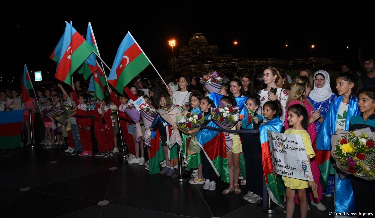 Gimnastlarımız İsraildə keçirilən Avropa çempionatından dörd medalla qayıdıblar (FOTO)