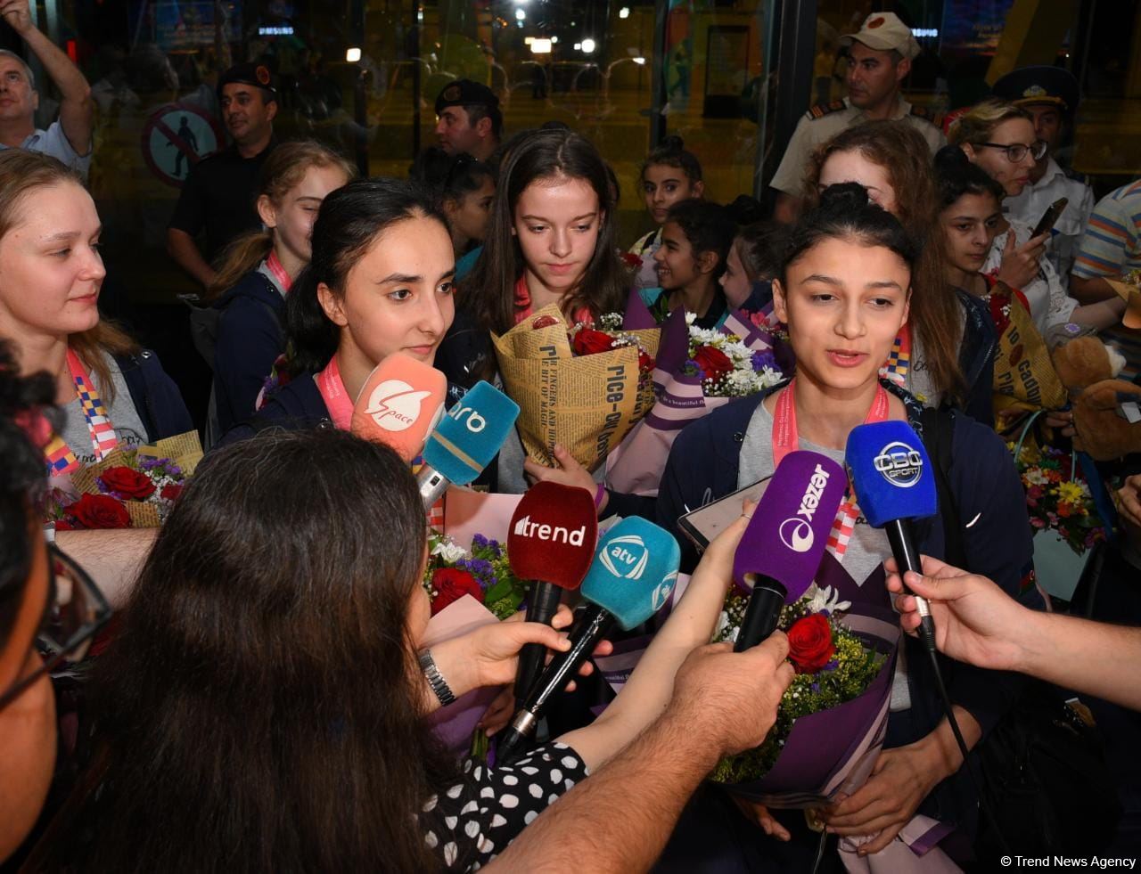 Gimnastlarımız İsraildə keçirilən Avropa çempionatından dörd medalla qayıdıblar (FOTO)