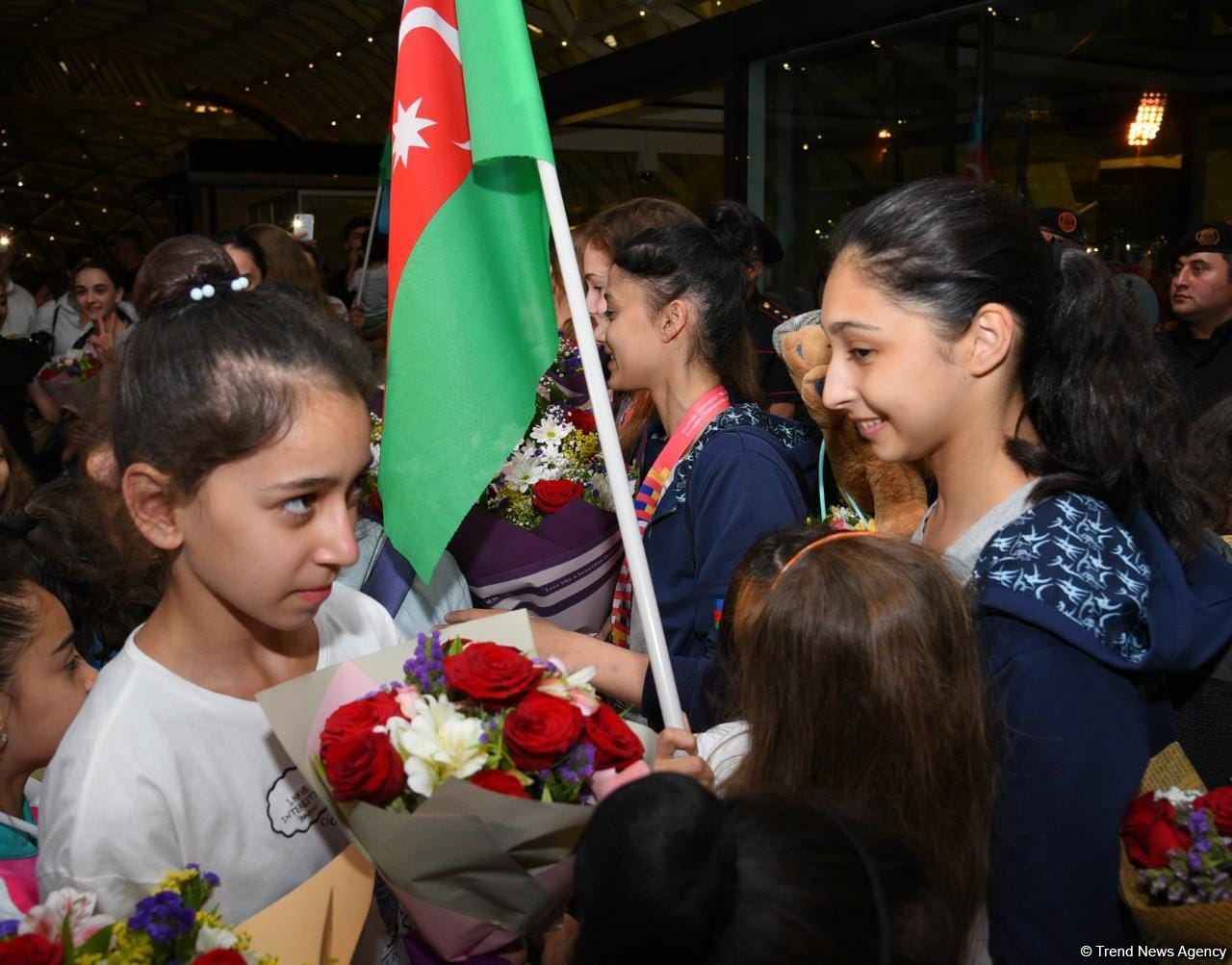 Gimnastlarımız İsraildə keçirilən Avropa çempionatından dörd medalla qayıdıblar (FOTO)