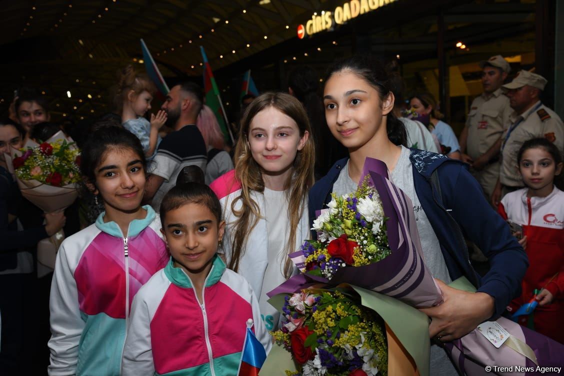 Gimnastlarımız İsraildə keçirilən Avropa çempionatından dörd medalla qayıdıblar (FOTO)