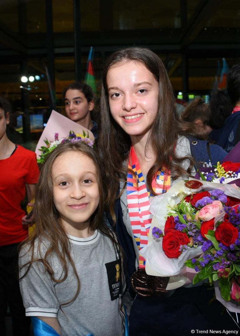 Gimnastlarımız İsraildə keçirilən Avropa çempionatından dörd medalla qayıdıblar (FOTO)