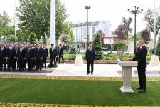 Prezident İlham Əliyev və Özbəkistan Prezidenti Şavkat Mirziyoyev Daşkənddə Heydər Əliyev Meydanının açılış mərasimində iştirak ediblər (FOTO/VİDEO) (YENİLƏNİB 3)