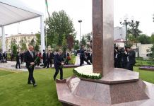 Prezident İlham Əliyev və Özbəkistan Prezidenti Şavkat Mirziyoyev Daşkənddə Heydər Əliyev Meydanının açılış mərasimində iştirak ediblər (FOTO/VİDEO) (YENİLƏNİB 3)
