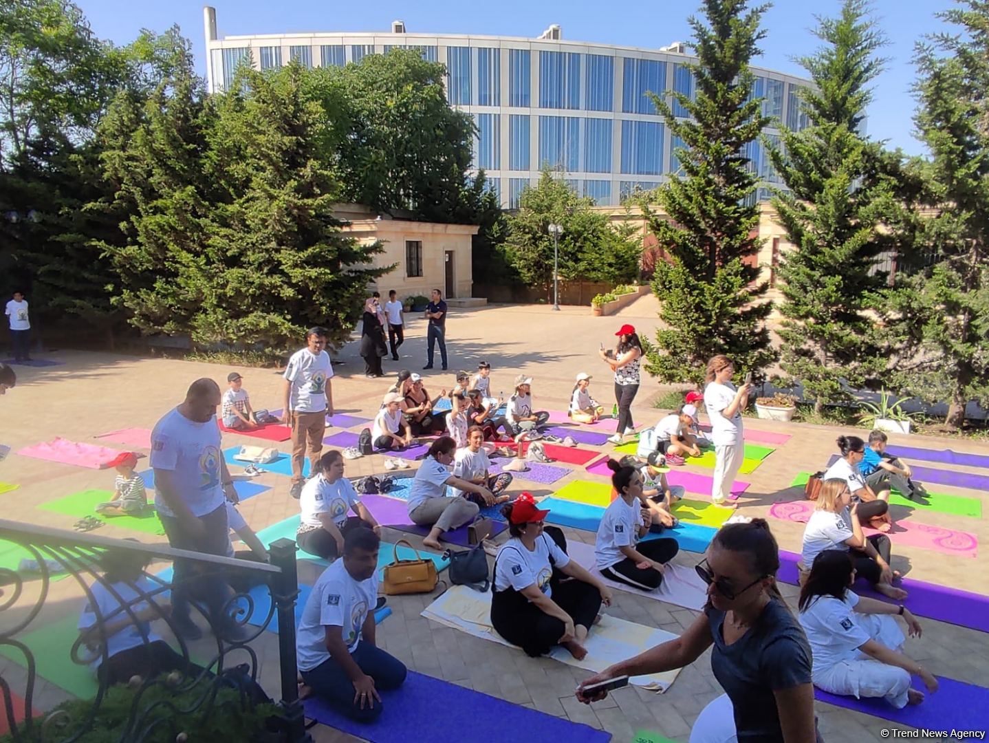 Hindistanın Azərbaycandakı səfirliyində Beynəlxalq Yoqa Günü çərçivəsində tədbir keçirilib (FOTO)