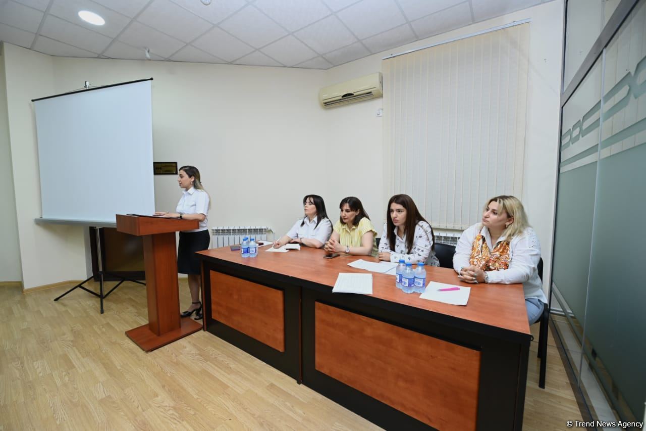 Bakı Şəhər Probasiya İdarəsində uşaq məhkumlarla maarifləndirmə tədbiri keçirilib (FOTO)