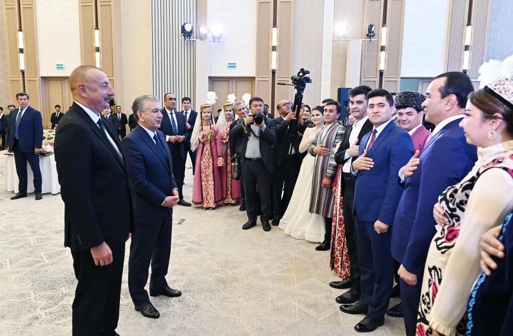 Prezident İlham Əliyev: Özbək və Azərbaycan xalqları bir yumruq kimi birlikdə olacaq (Tam nitq)