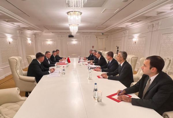 Baş prokuror Belarusda işgüzar səfərdədir (FOTO)