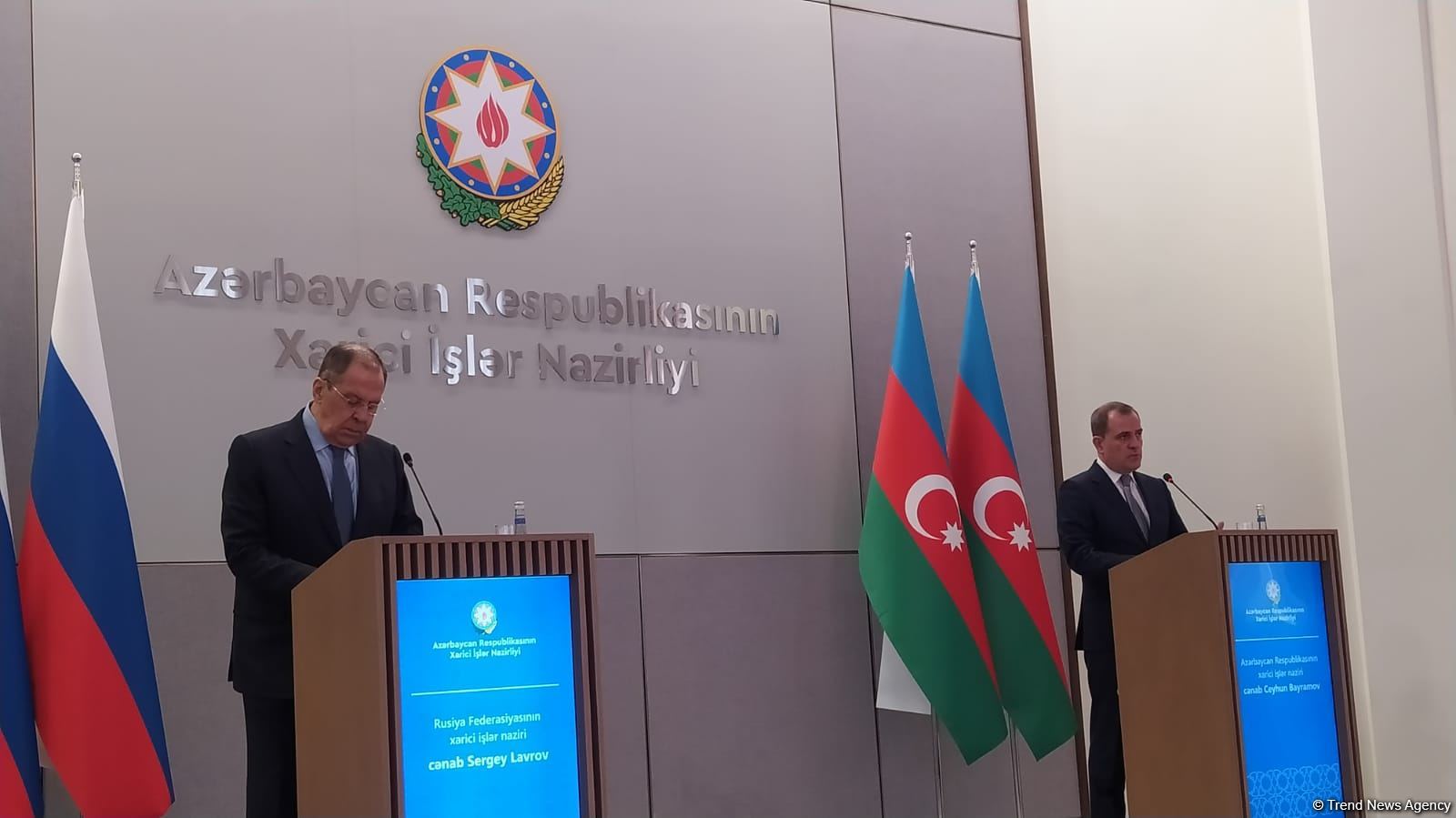 Azərbaycan və Rusiya XİN rəhbərləri birgə mətbuat konfransı keçirilib (FOTO/VİDEO)