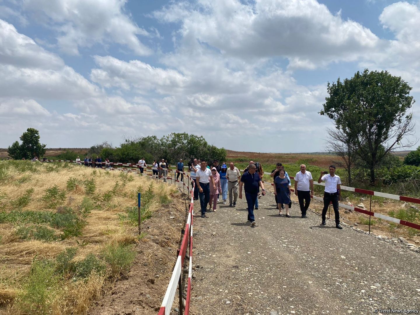 Bakıdan çıxan ilk sərnişin avtobusu Füzuliyə çatıb (FOTO)