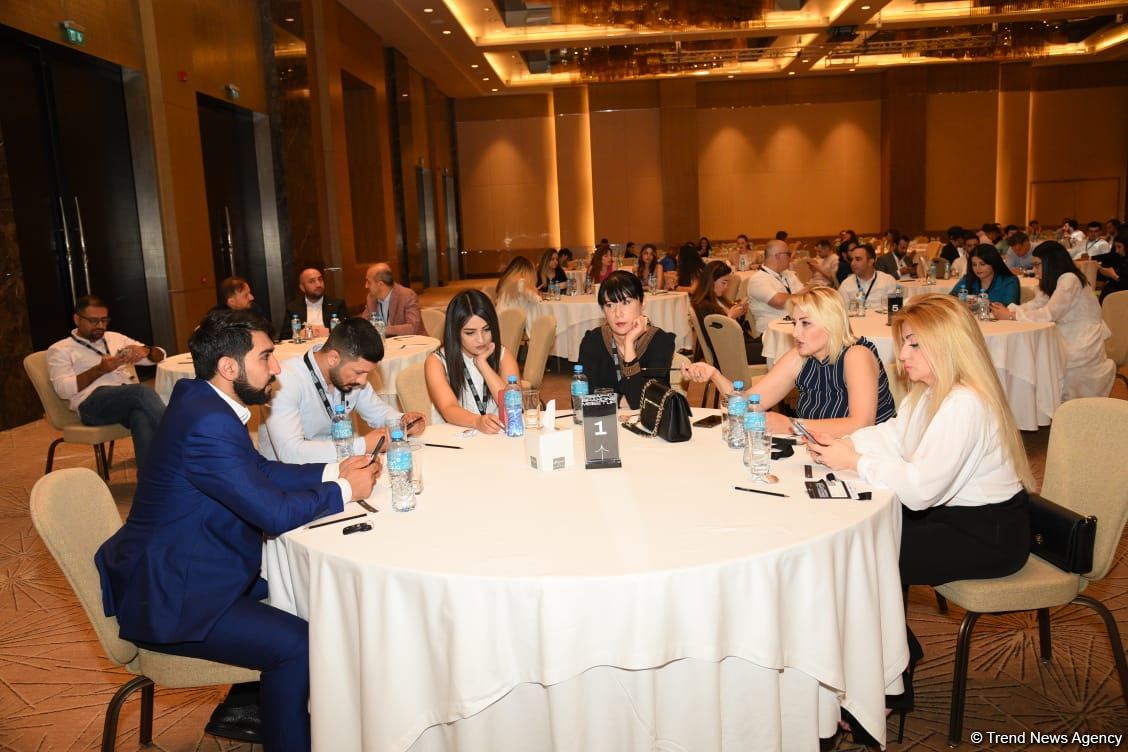 Bakıda "Baku Branding Meetup" adı ilə iş adamlarının görüşü keçirilib (FOTO)