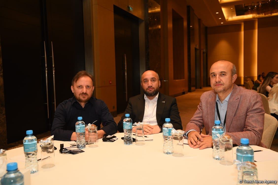 Bakıda "Baku Branding Meetup" adı ilə iş adamlarının görüşü keçirilib (FOTO)