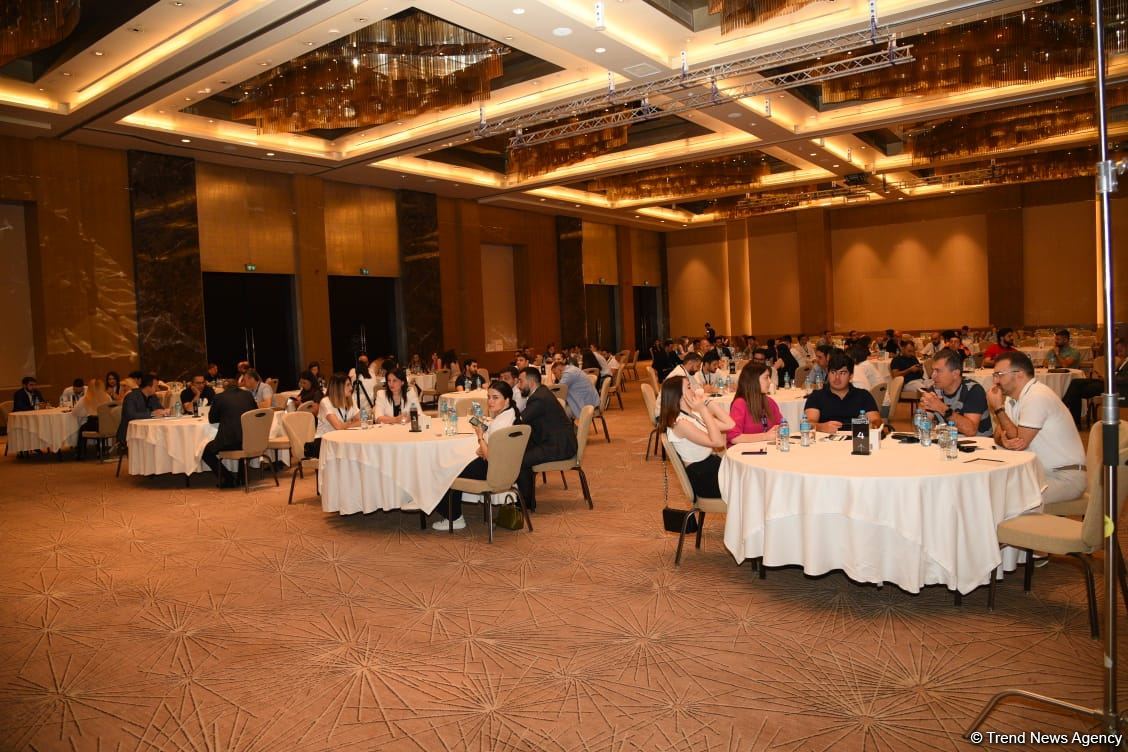 Bakıda "Baku Branding Meetup" adı ilə iş adamlarının görüşü keçirilib (FOTO)