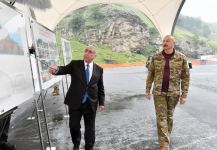 Prezident İlham Əliyev Göygöl rayonunda inşa edilən iki tunelin tikintisi ilə tanış olub (YENİLƏNİB) (FOTO/VİDEO)