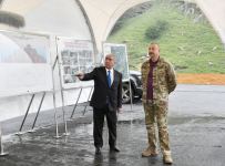 Prezident İlham Əliyev Göygöl rayonunda inşa edilən iki tunelin tikintisi ilə tanış olub (YENİLƏNİB) (FOTO/VİDEO)