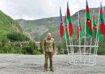 Prezident İlham Əliyev Kəlbəcərdə “İstisu” sanatoriyasının təməlqoyma mərasimində iştirak edib (YENİLƏNİB) (FOTO/VİDEO)