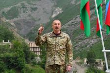 Prezident İlham Əliyev Kəlbəcərdə “İstisu” sanatoriyasının təməlqoyma mərasimində iştirak edib (YENİLƏNİB) (FOTO/VİDEO)