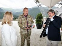Prezident İlham Əliyev Kəlbəcər şəhərinin Baş planı ilə tanış olub və Kəlbəcər İşğal və Zəfər muzeyləri kompleksinin təməlini qoyub (FOTO/VİDEO) (YENİLƏNİB)