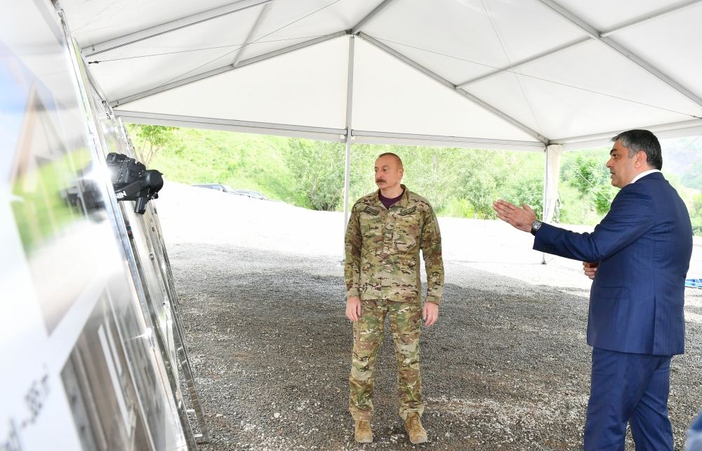 Prezident İlham Əliyev Kəlbəcərdə “İstisu” sanatoriyasının təməlqoyma mərasimində iştirak edib (YENİLƏNİB) (FOTO/VİDEO)