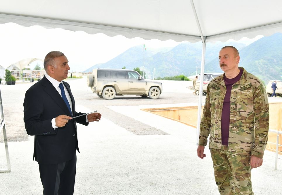 Prezident İlham Əliyev Kəlbəcər Rəqəmsal İdarəetmə Mərkəzinin təməlini qoyub (YENİLƏNİB) (FOTO/VİDEO)