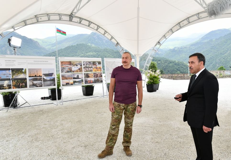 Prezident İlham Əliyev Kəlbəcər şəhərinin Baş planı ilə tanış olub və Kəlbəcər İşğal və Zəfər muzeyləri kompleksinin təməlini qoyub (FOTO/VİDEO) (YENİLƏNİB)
