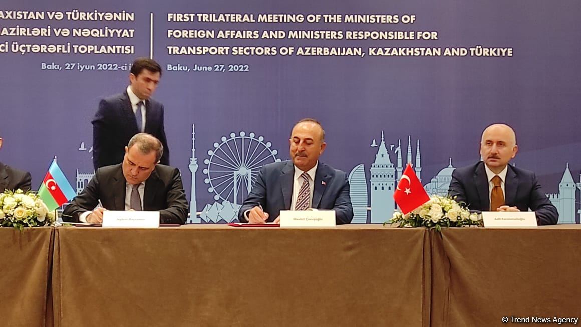 Azərbaycan, Qazaxıstan və Türkiyə arasında “Bakı Bəyənnaməsi” imzalanıb (FOTO)