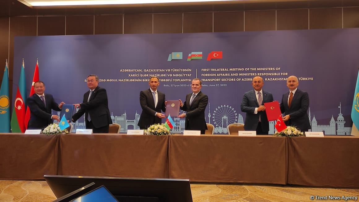 Azərbaycan, Qazaxıstan və Türkiyə arasında “Bakı Bəyənnaməsi” imzalanıb (FOTO)