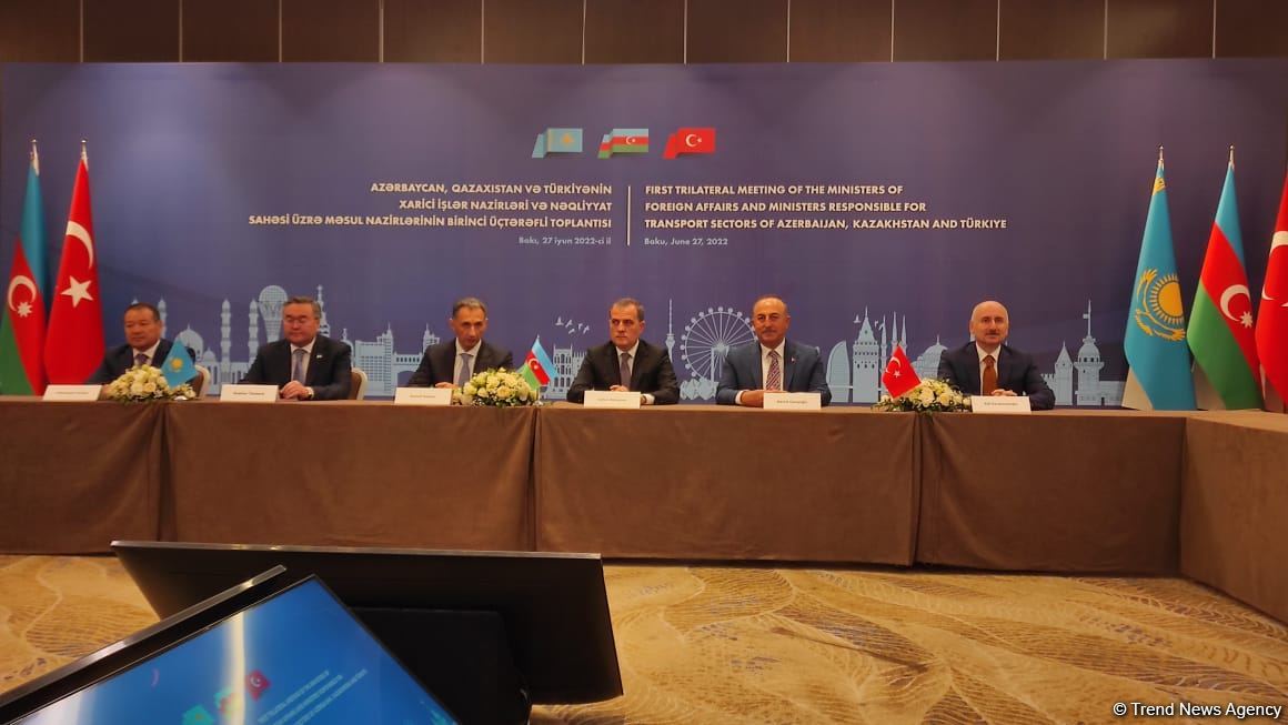 Azərbaycan, Qazaxıstan və Türkiyə arasında “Bakı Bəyənnaməsi” imzalanıb (FOTO)