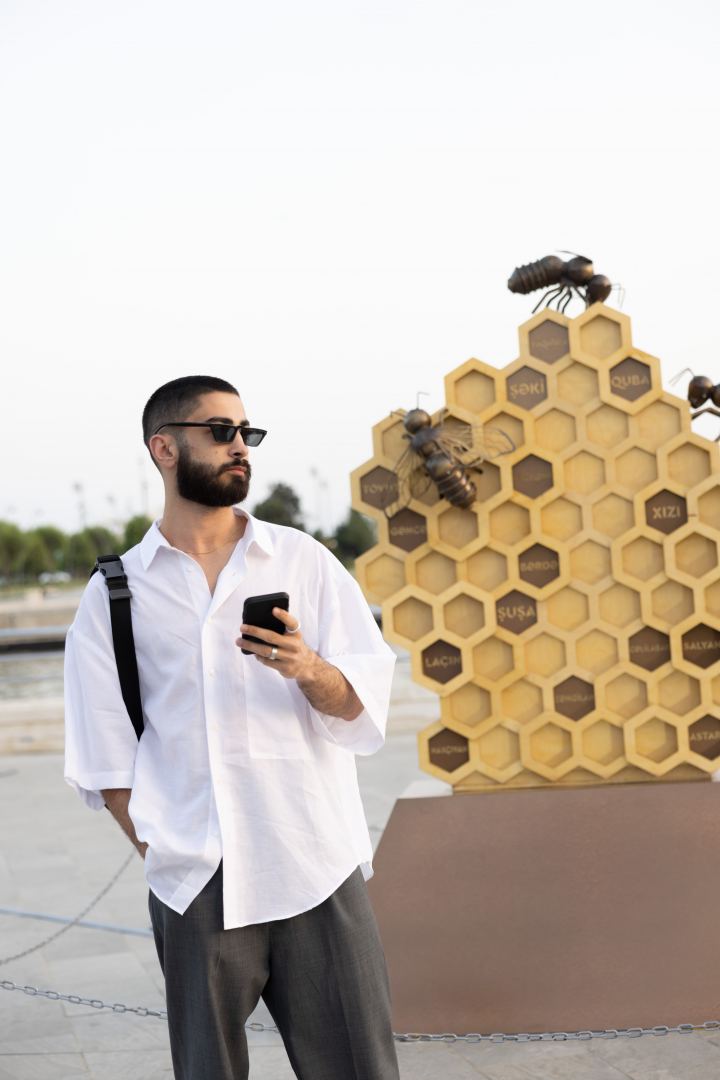 Bakıda NARGIS nəşriyyat evinin “Planet Calling” adlı ekoloji sərgisinin açılışı olub (VİDEO, FOTO)