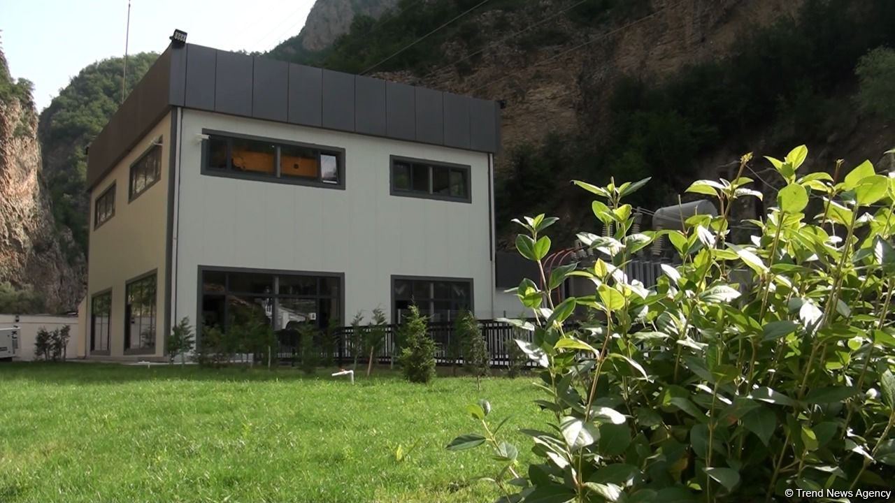 Media nümayəndələri Kəlbəcər və Laçında görülən işlərlə tanış olublar