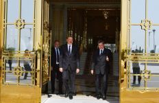 Prezident İlham Əliyev Türkmənistana səfərə gəlib (FOTO/VİDEO)