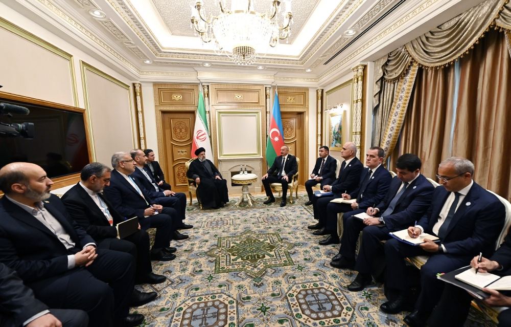 Prezident İlham Əliyevin İran Prezidenti Seyid İbrahim Rəisi ilə görüşü olub (FOTO/VİDEO) (YENİLƏNİB)