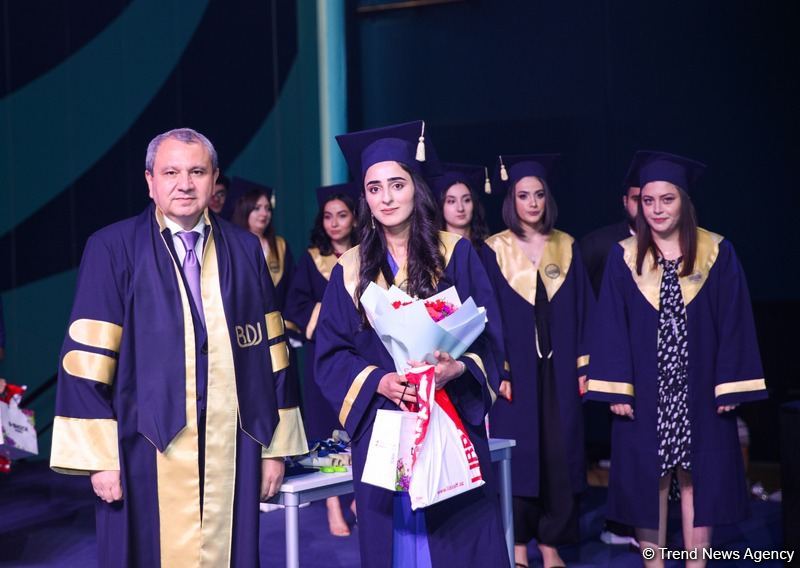 BDU-da Məzun Günü keçirilib (FOTO)