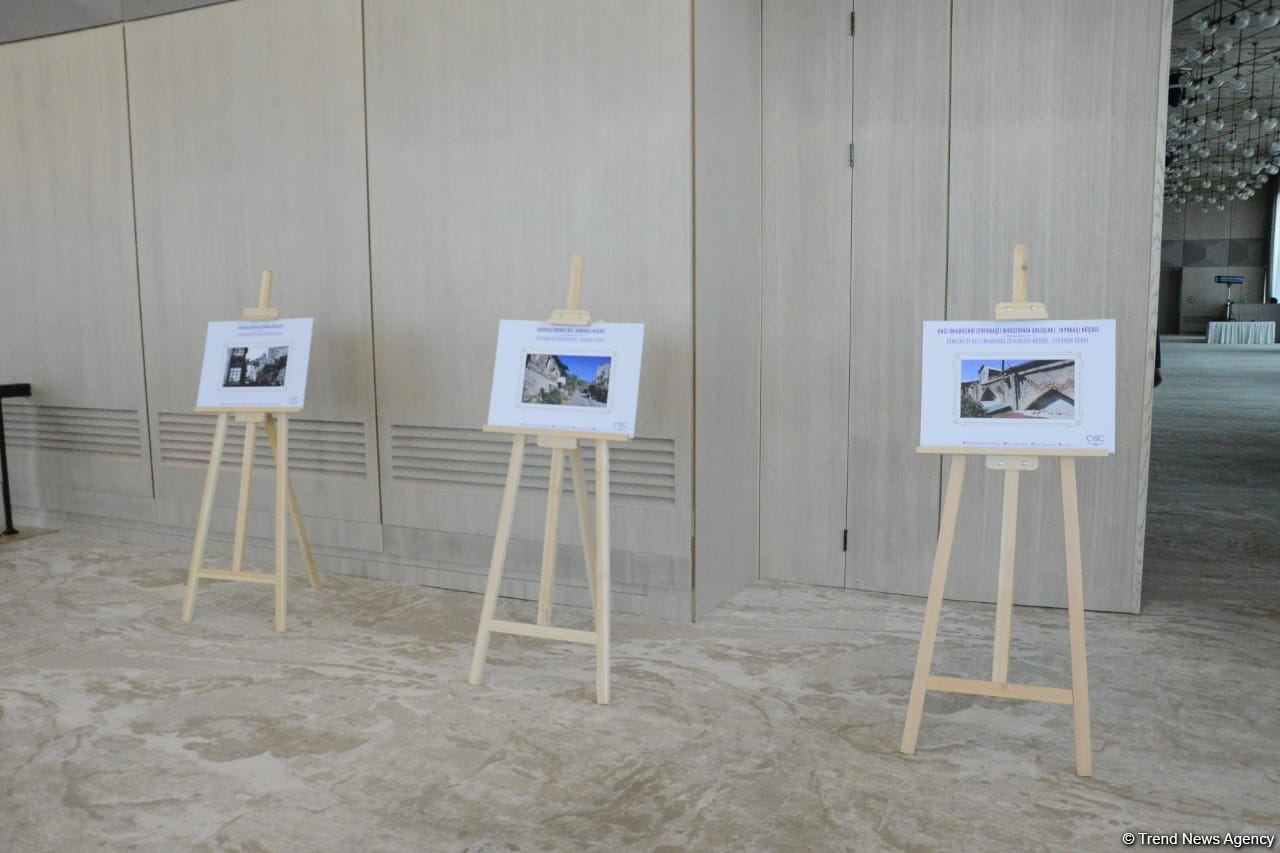 Ermənistan tərəfindən Azərbaycan irsinin dağıdılmasından bəhs edən kitabın təqdimatı olub (FOTO)
