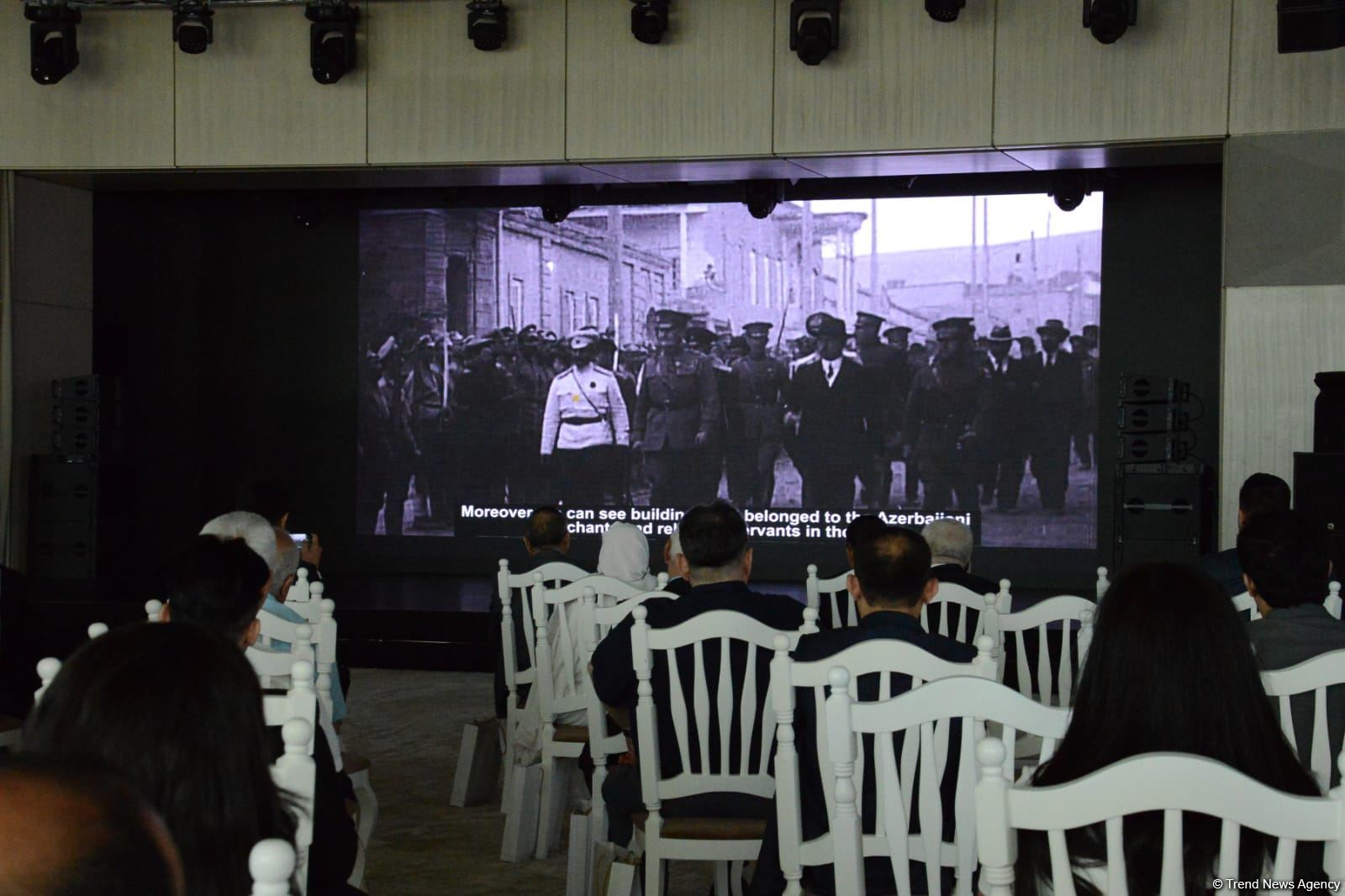 Ermənistan tərəfindən Azərbaycan irsinin dağıdılmasından bəhs edən kitabın təqdimatı olub (FOTO)