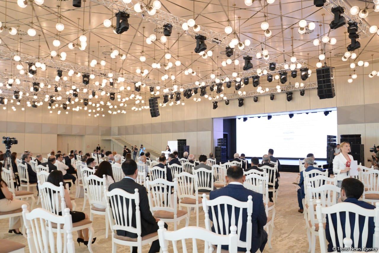 Ermənistan tərəfindən Azərbaycan irsinin dağıdılmasından bəhs edən kitabın təqdimatı olub (FOTO)