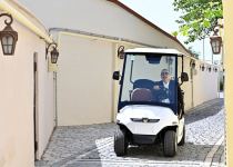 Prezident İlham Əliyev Ramana qəsəbəsində görülən abadlıq işləri ilə tanış olub (FOTO/VİDEO)