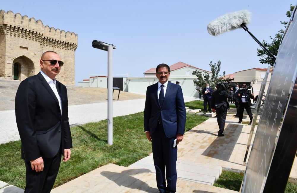 Prezident İlham Əliyev Ramana qəsəbəsində görülən abadlıq işləri ilə tanış olub (FOTO/VİDEO)