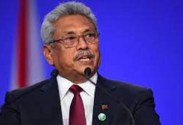 Şri-Lanka prezidenti ailəsi ilə birlikdə ölkəni tərk edib