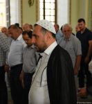 Təzəpir məscidində Qurban bayramı namazı qılınıb (FOTO)