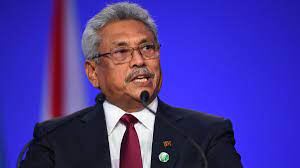 Şri-Lanka prezidenti ailəsi ilə birlikdə ölkəni tərk edib