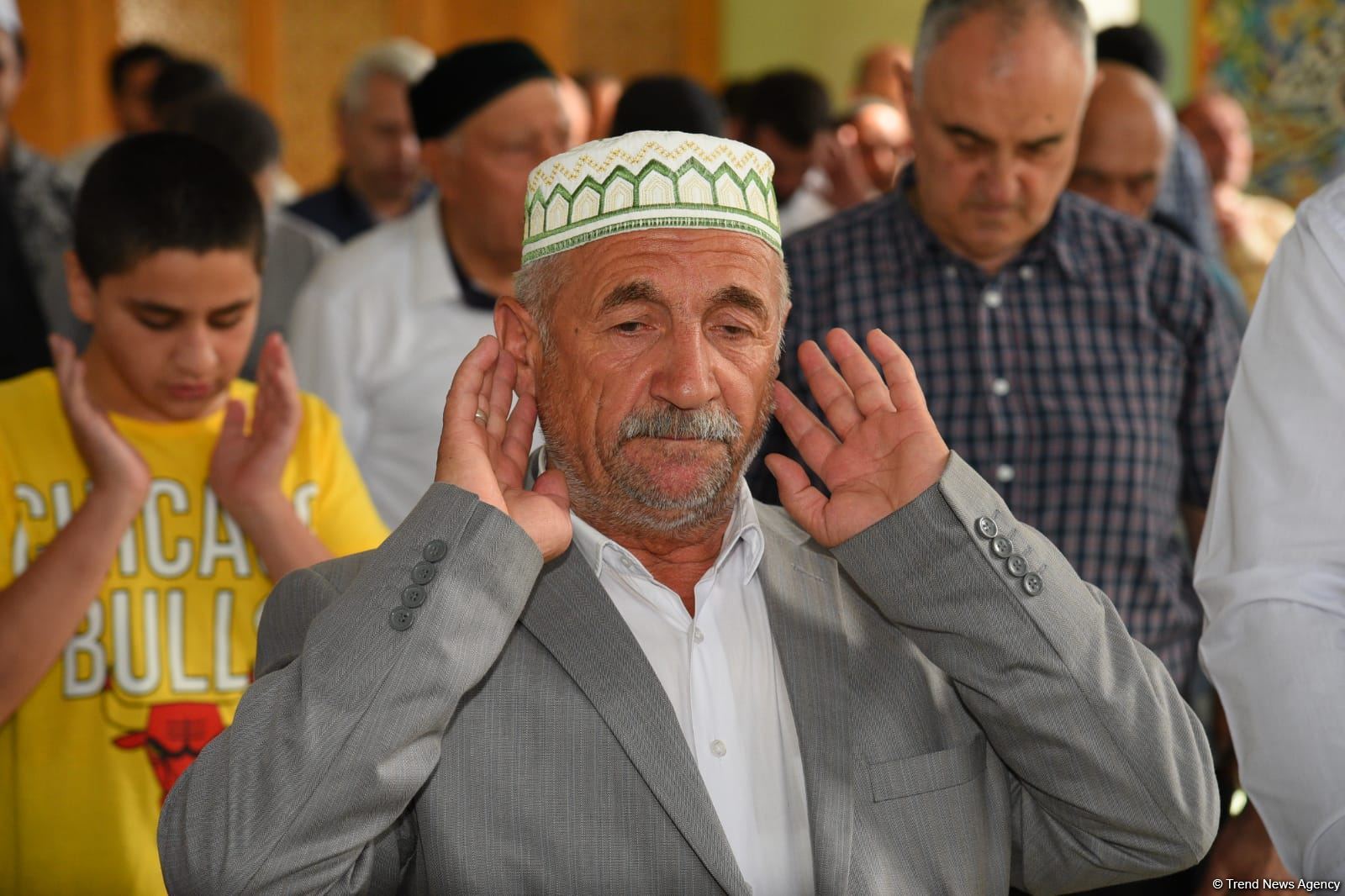 Təzəpir məscidində Qurban bayramı namazı qılınıb (FOTO)