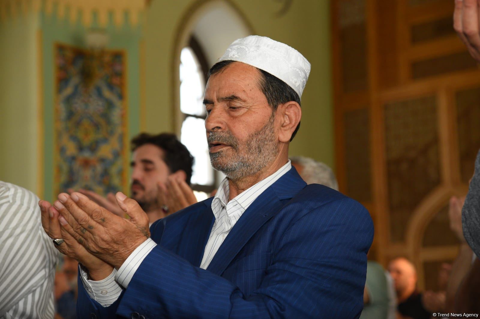 Təzəpir məscidində Qurban bayramı namazı qılınıb (FOTO)