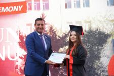 Azərbaycan Dillər Universitetində “Məzun günü” keçirilib (FOTO)